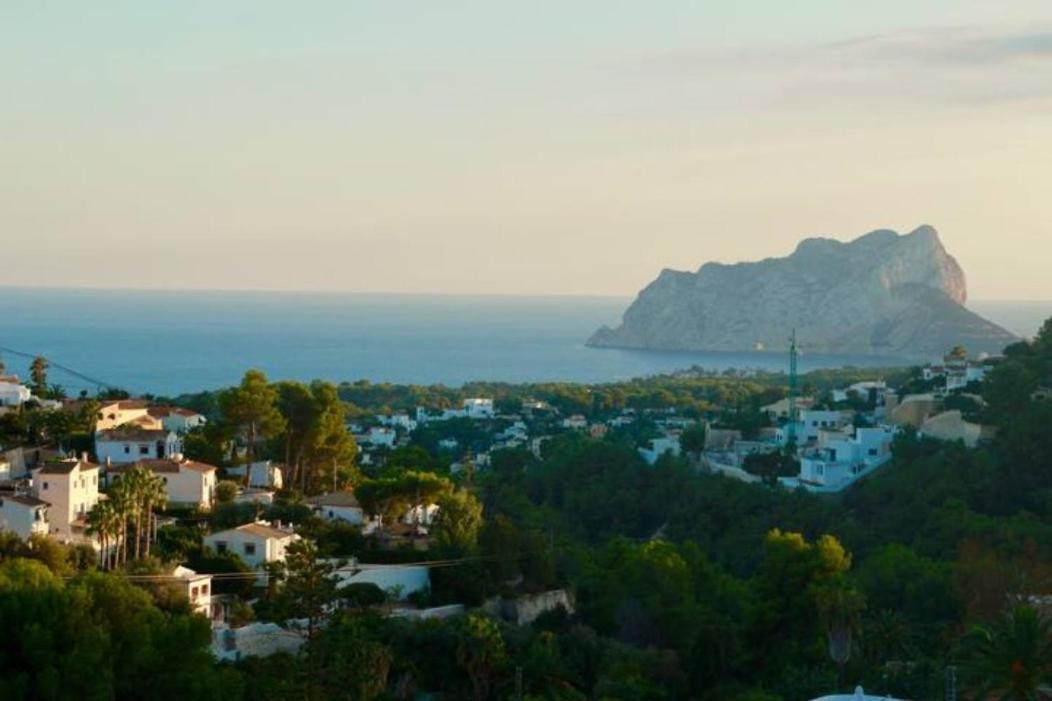 Charming Villa In Montemar With Private, Heated Pool And Sea Views Benissa Buitenkant foto